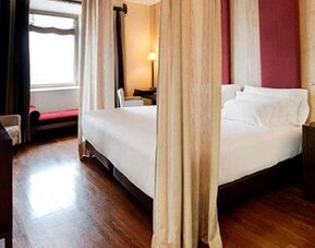 NH Collection Palacio De Burgos