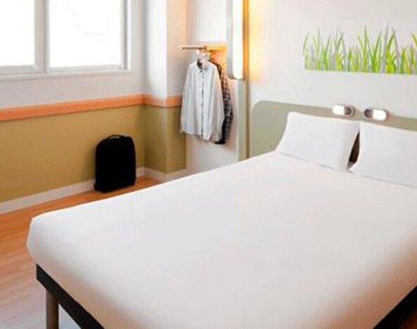 Pension Ibis Budget Girona