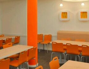 Pension Ibis Budget Girona