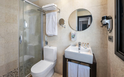 Hotel Sallés Aeroport Girona