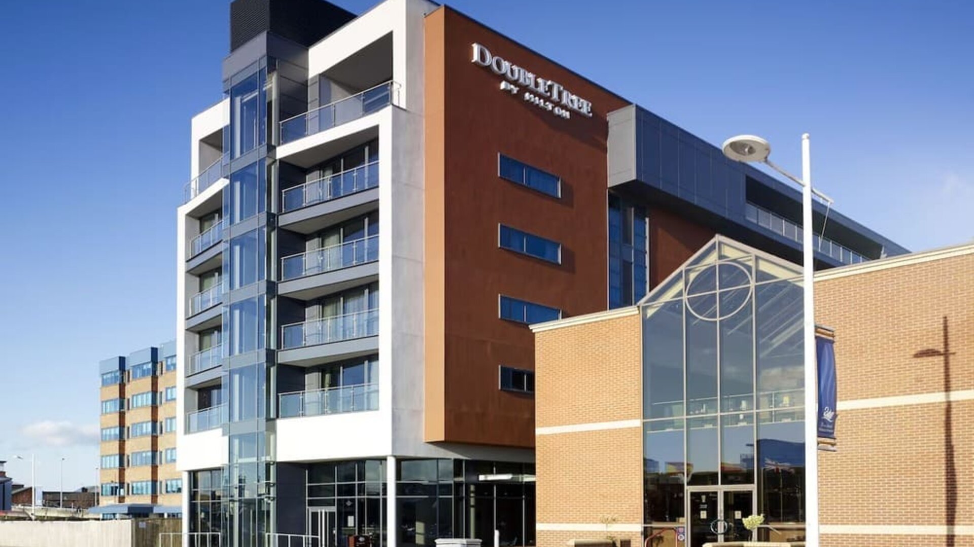 Hotel exterior at DoubleTree By Hilton Lincoln.