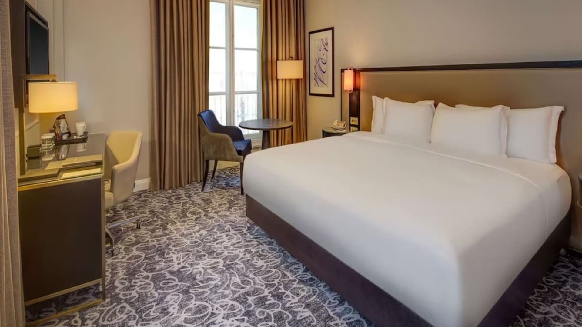 Standard double room at Hilton London Euston.