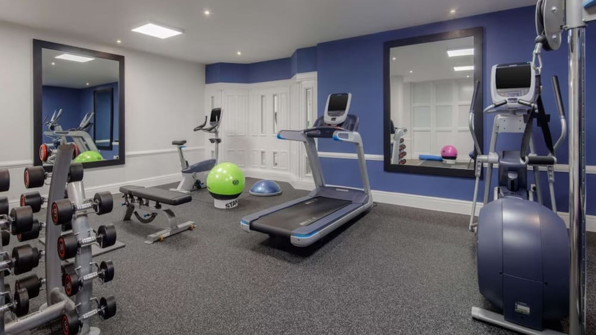 Fitness center available at  Hilton London Euston. 