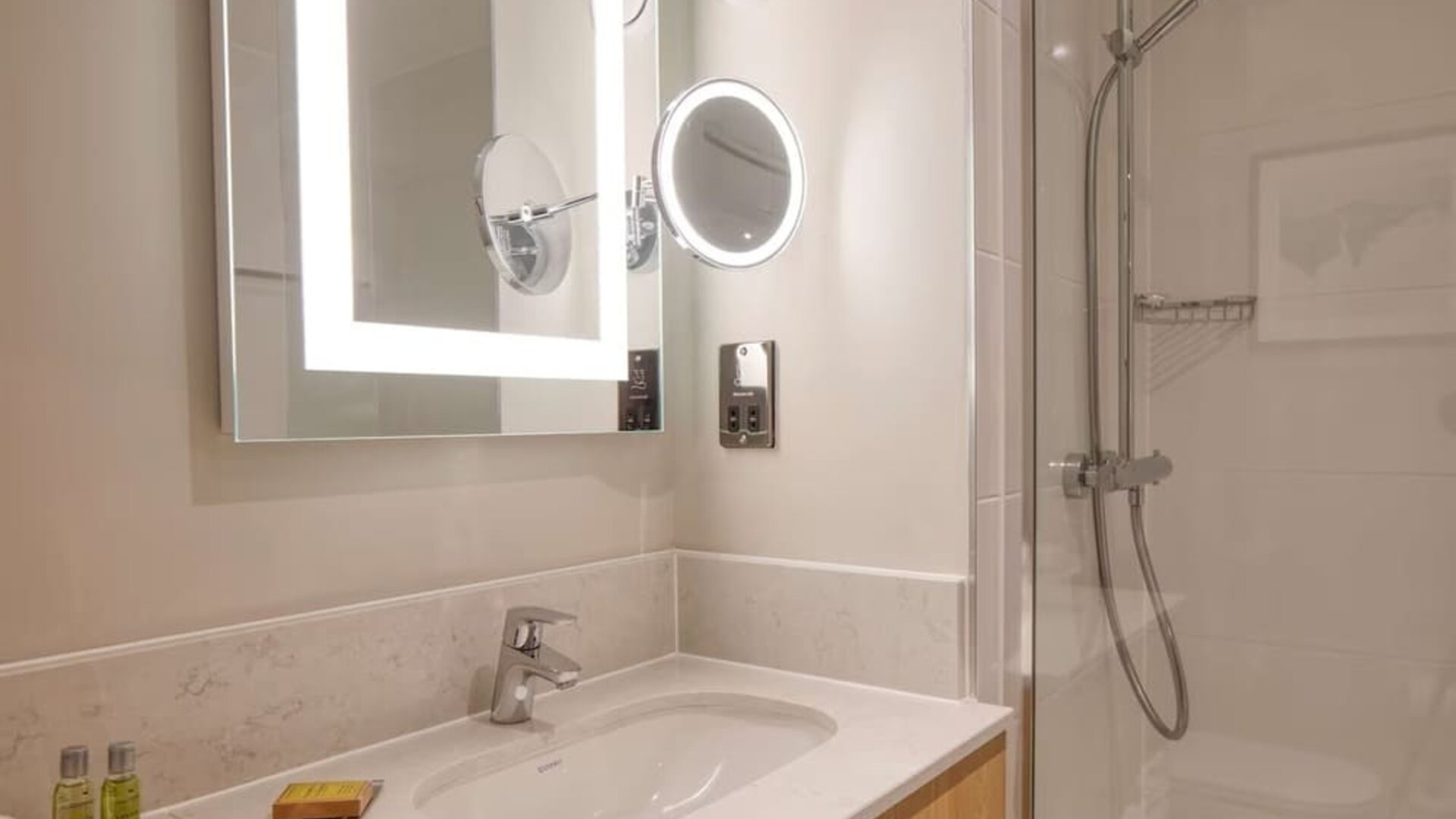 Guest bathroom with shower at DoubleTree By Hilton Southampton.
