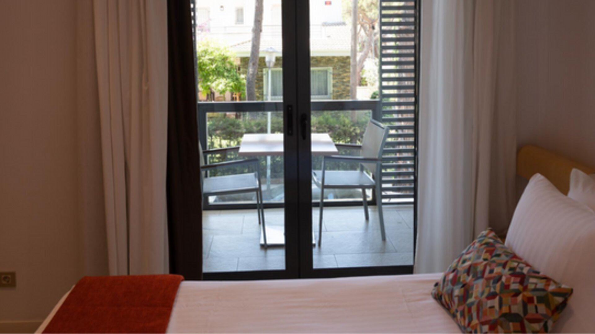 Hotel NM Suites By Escampa Hotels