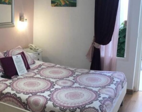 Hotel Un Patio En Santa Cruz