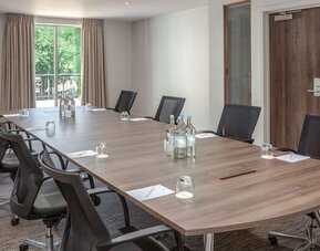 Professional meeting room at DoubleTree By Hilton Bristol City Centre.  