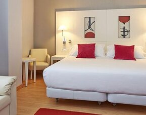 NH Valencia Las Artes