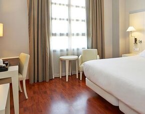 NH Valencia Las Artes