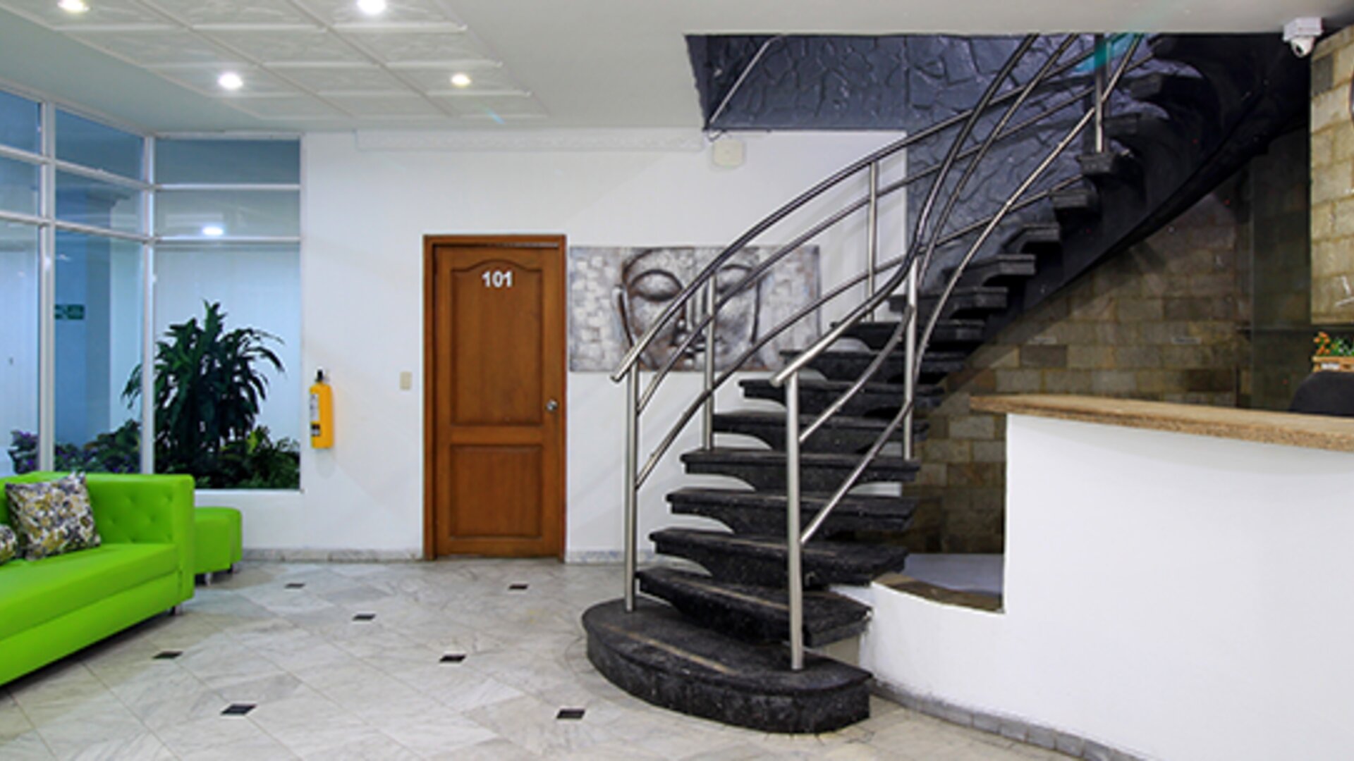 Hotel Abi Inn By GEH Suites