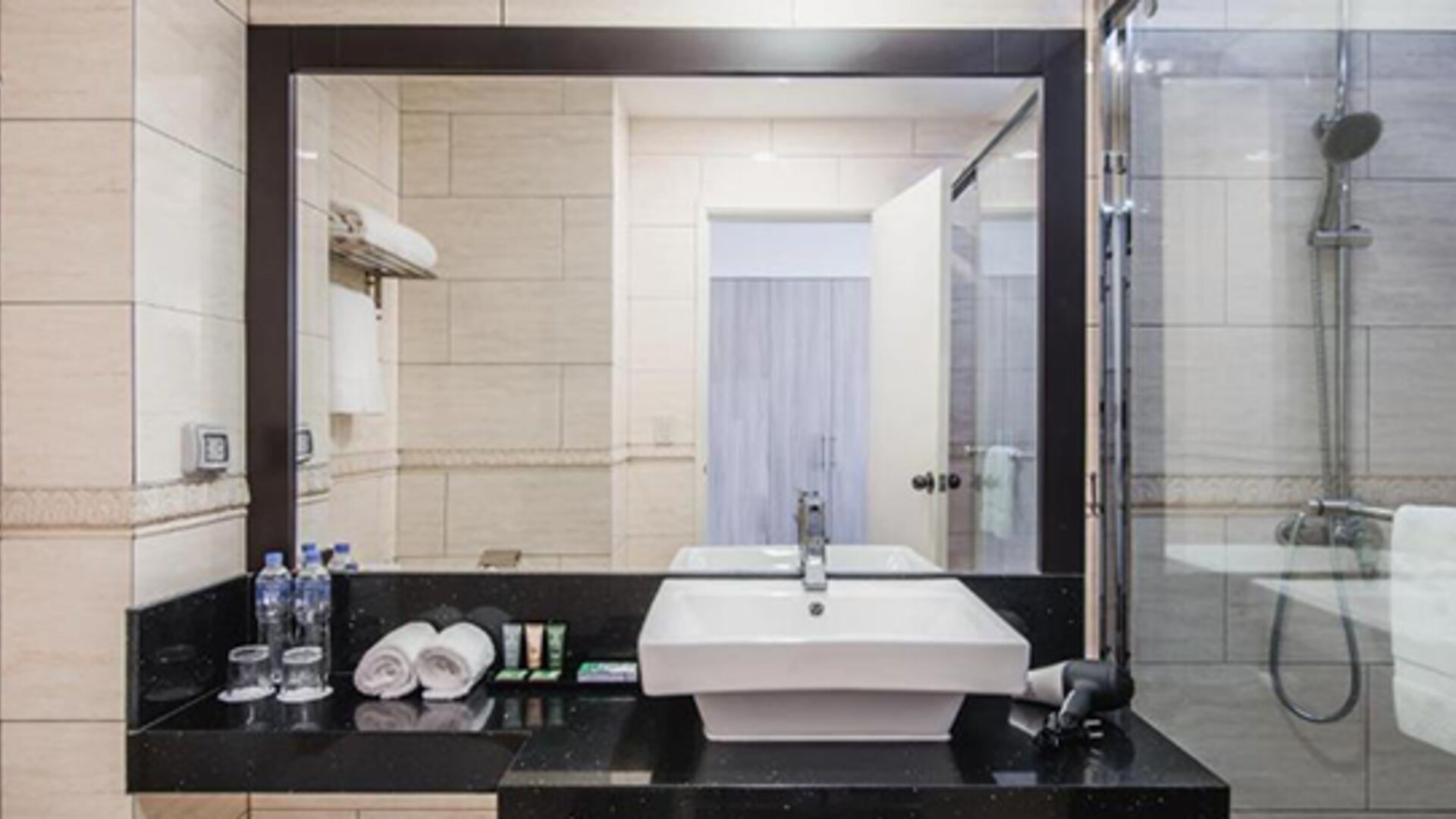 Nobility Grand Hotel