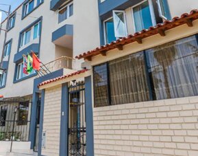 Manhattan Inn Airport Hotel