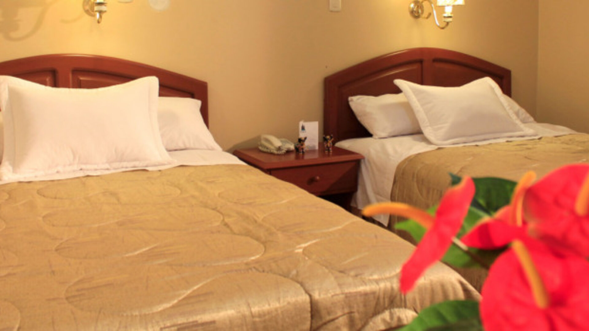 Manhattan Inn Airport Hotel