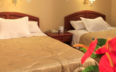 Manhattan Inn Airport Hotel