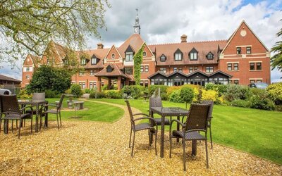 Hotel exterior at DoubleTree By Hilton Stratford-upon-Avon.
