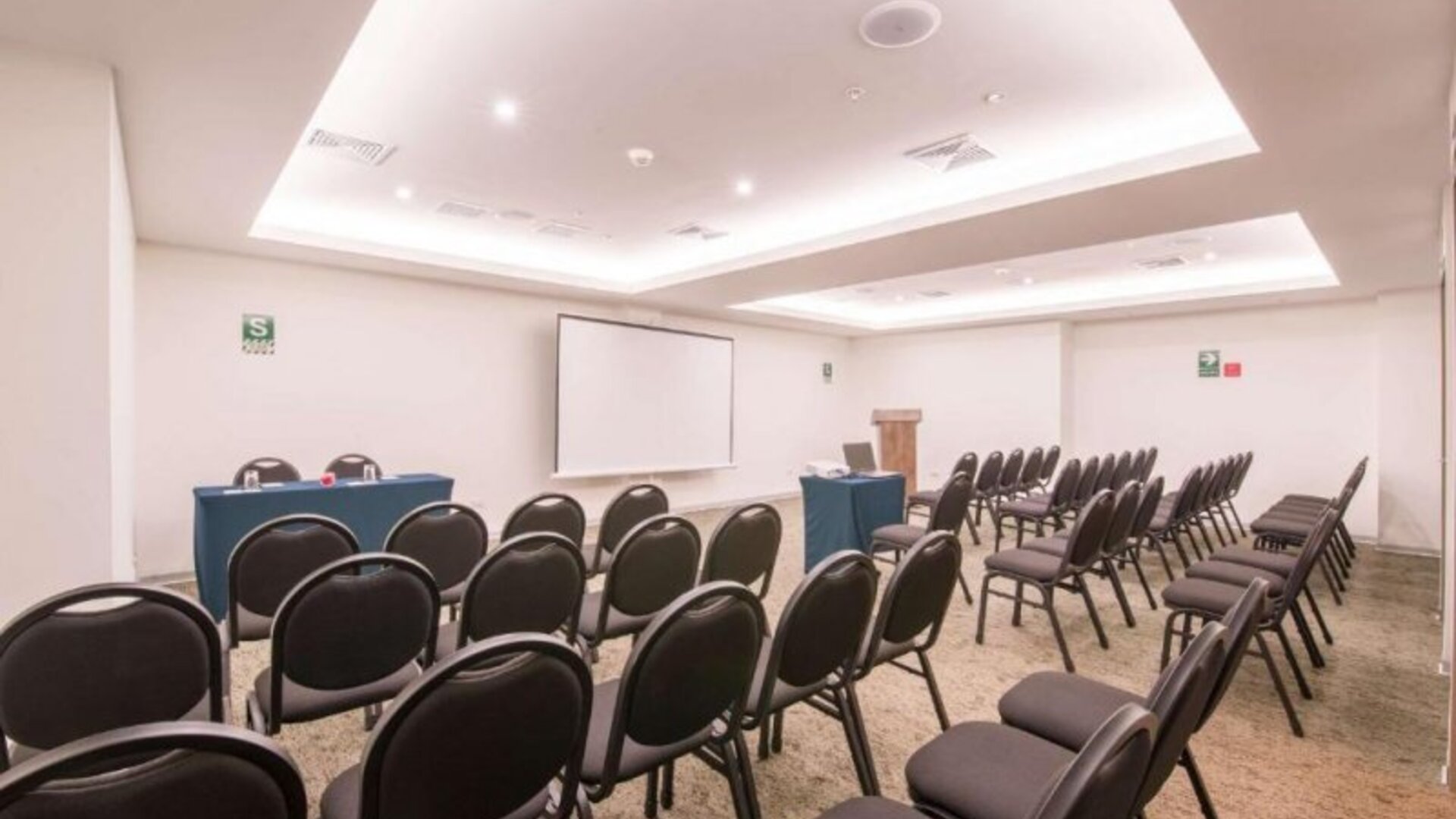 Best Western Plus Urban Larco Hotel