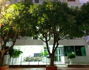 Hotel Rodadero Inn By GEH Suites
