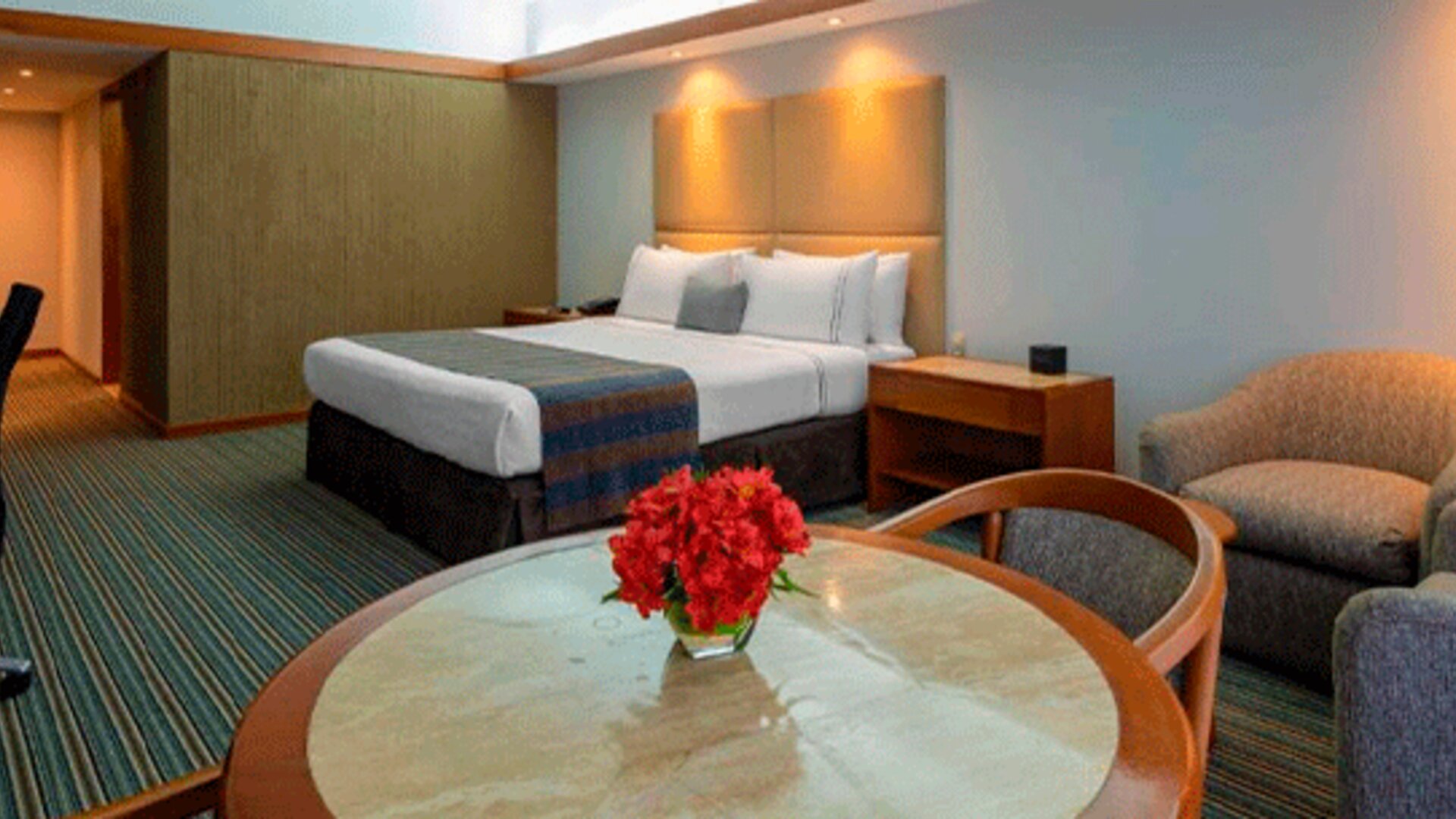 Sonesta Hotel El Olivar