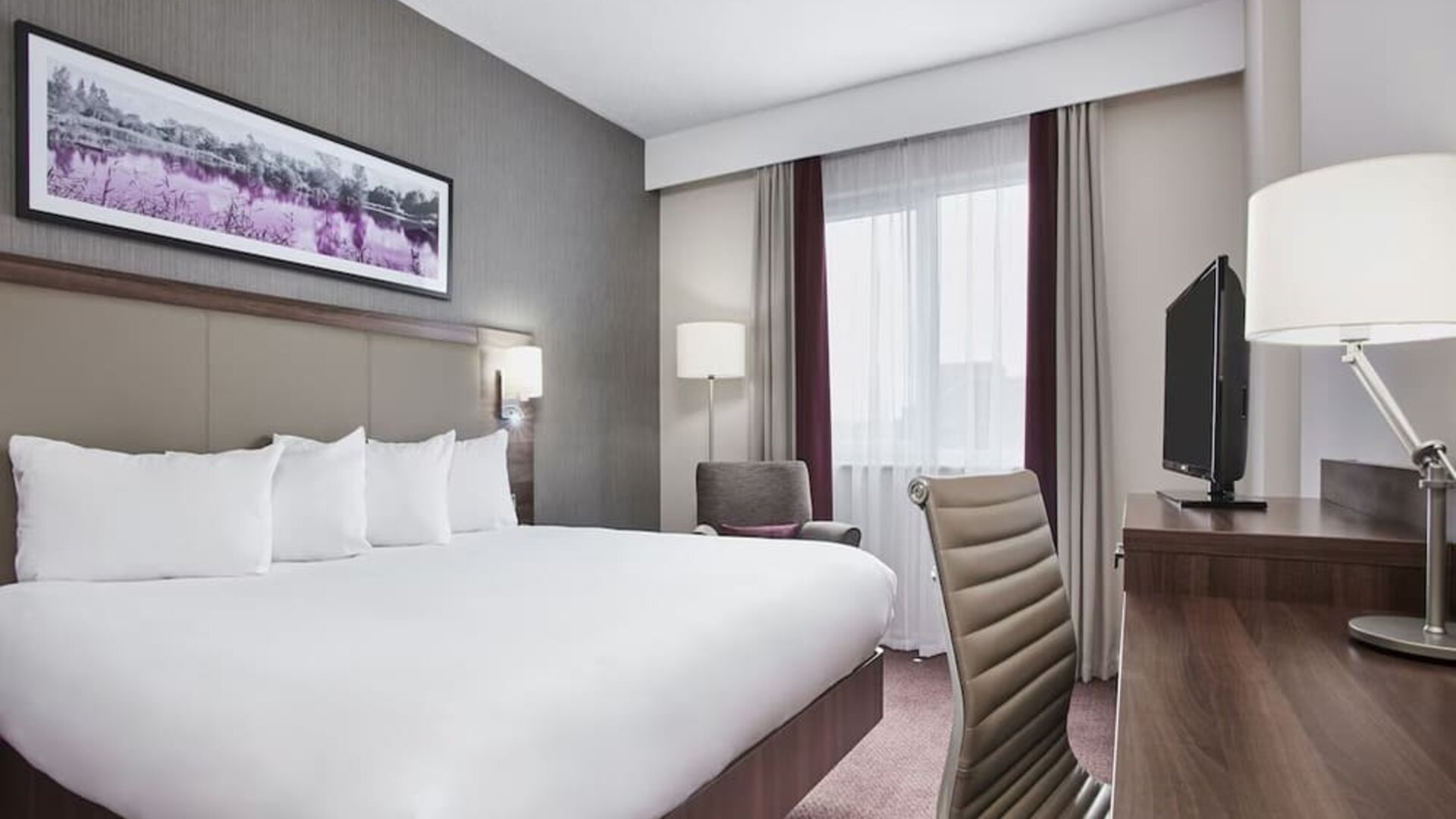 Day use room with work desk at Leonardo Hotel Derby.