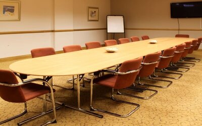 Professional meeting room at Leonardo Hotel Derby.