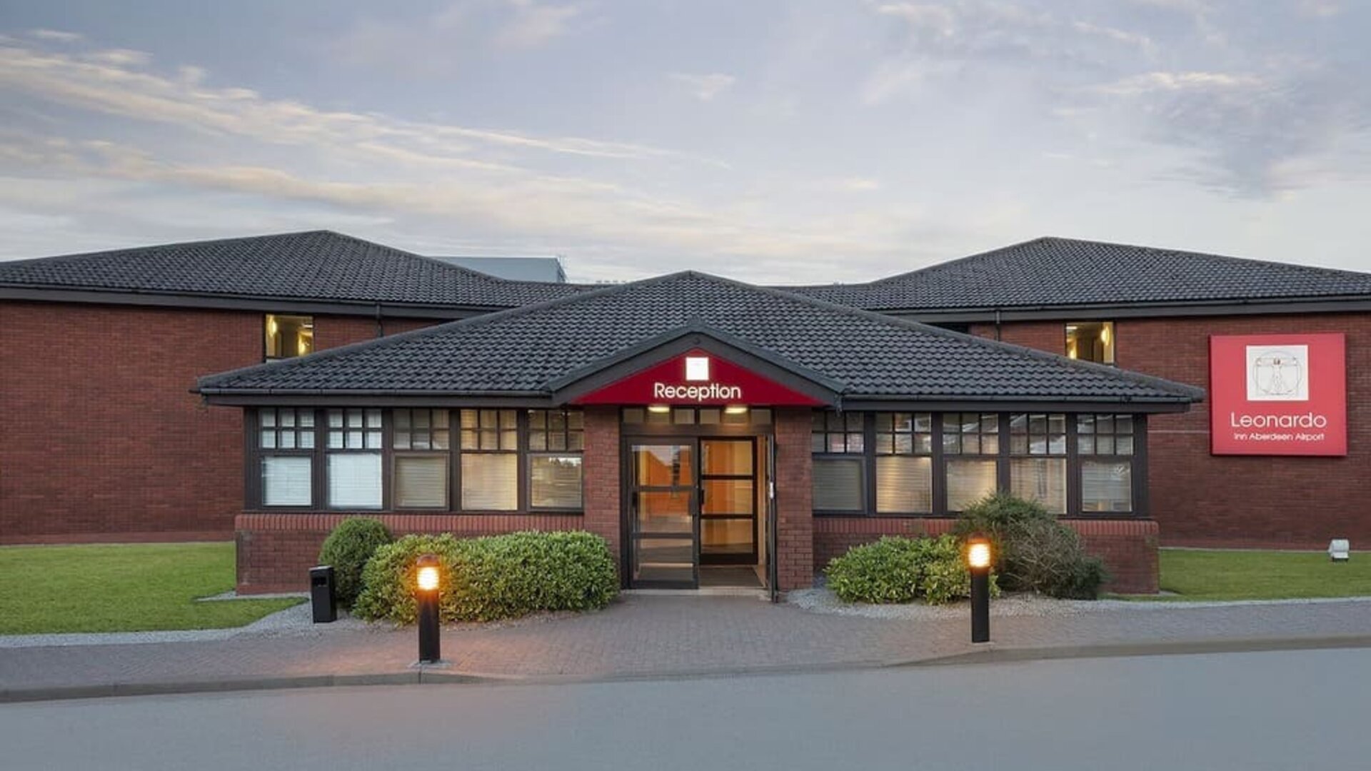 Hotel exterior at Leonardo Inn Aberdeen Airport.
