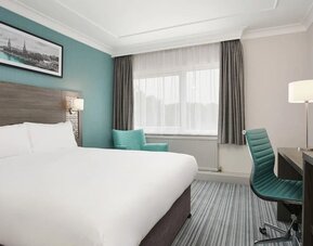 King room at Leonardo Hotel Inverness.