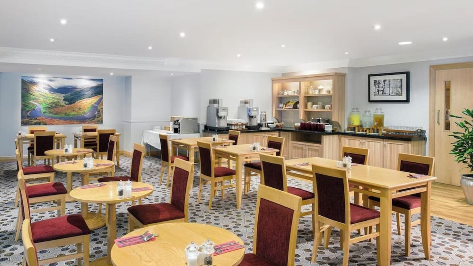 Breakfast area at Leonardo Hotel Inverness.