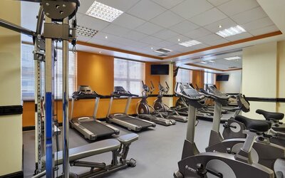 Fitness center at Leonardo Hotel Nottingham.