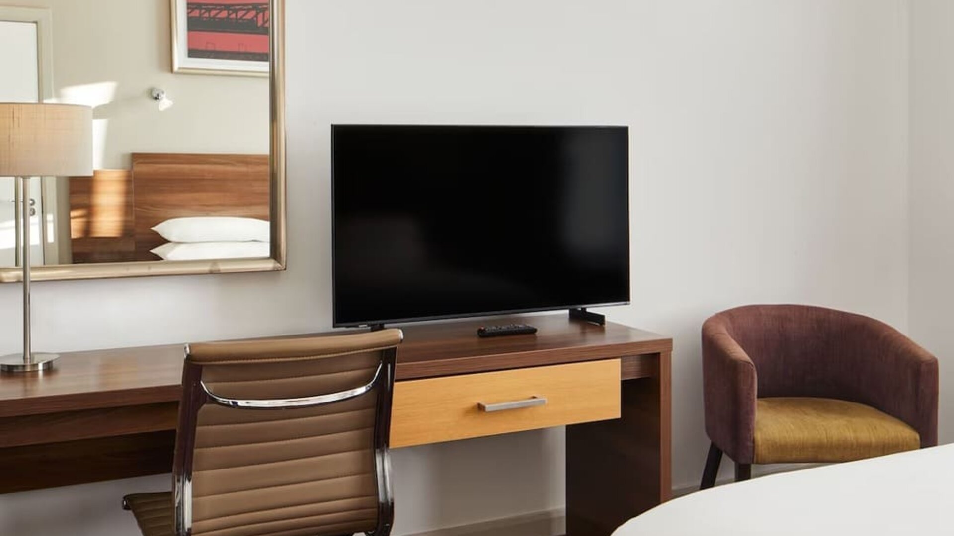 Work space with TV at Leonardo Hotel Newcastle.