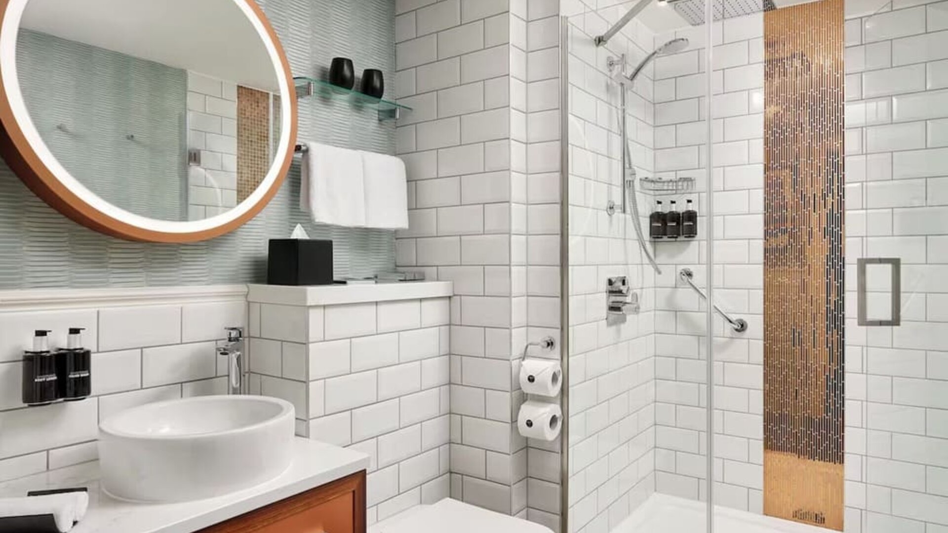 Private guest bathroom at NYX Dublin Christchurch.