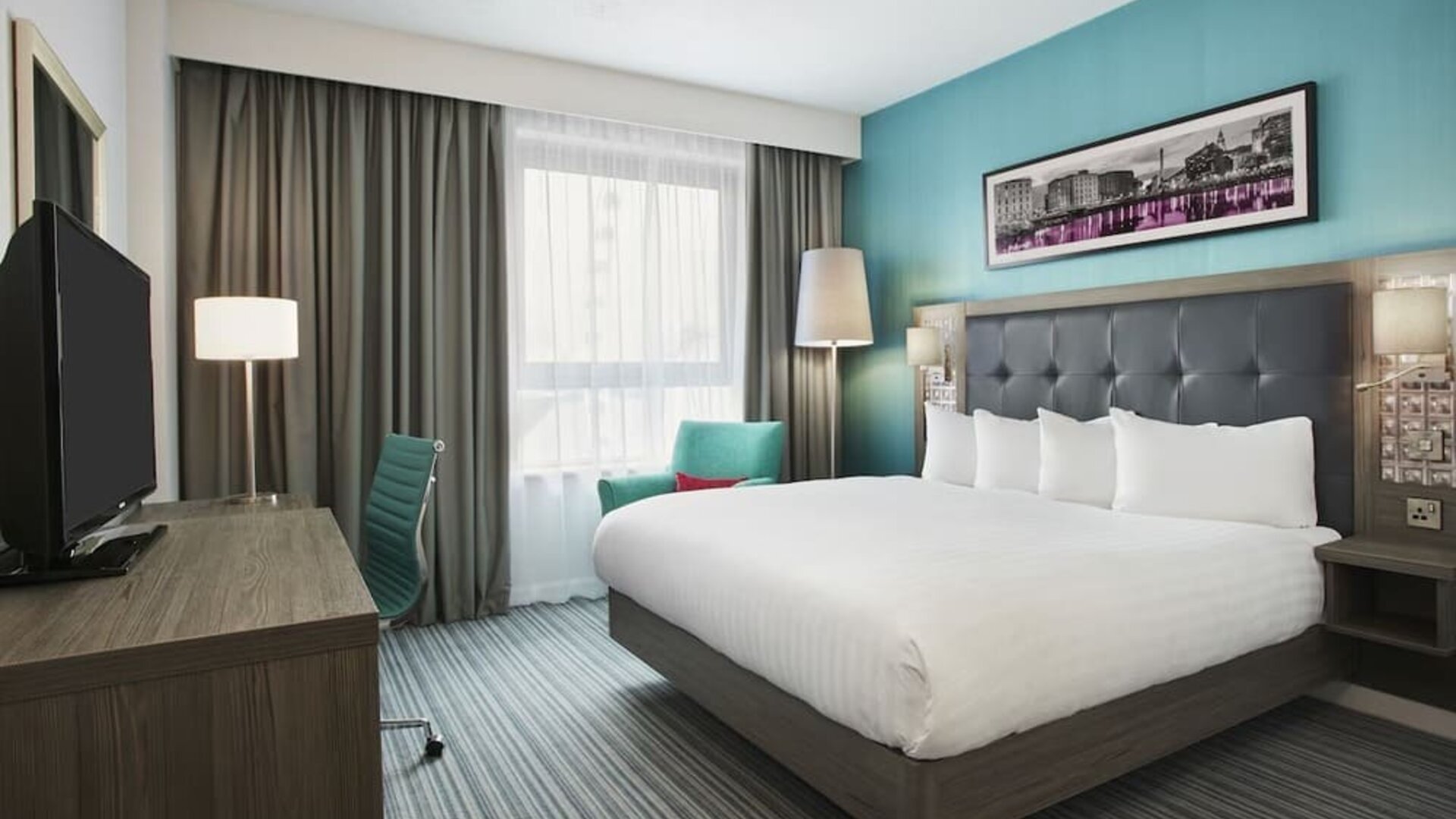 Day use room with work desk at Leonardo Hotel Liverpool.
