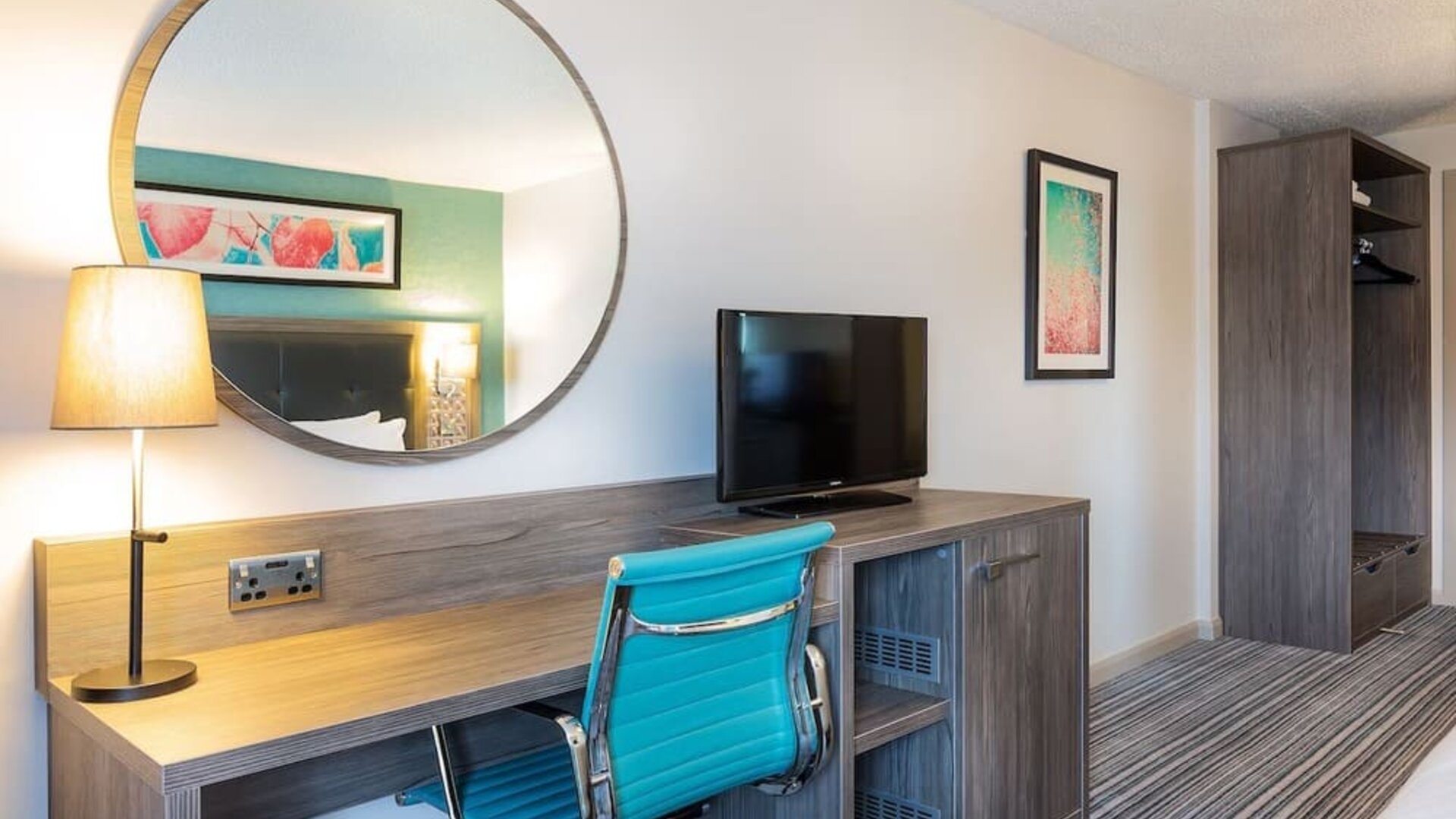 Hotel work desk at Leonardo Hotel Southampton.