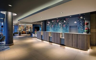 Hotel lobby and lounge at Leonardo Hotel Swindon.