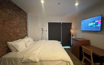 Day use room with work desk at Tribeca Hotel FiDi.