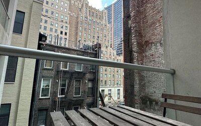 Terrace with city view at Tribeca Hotel FiDi.