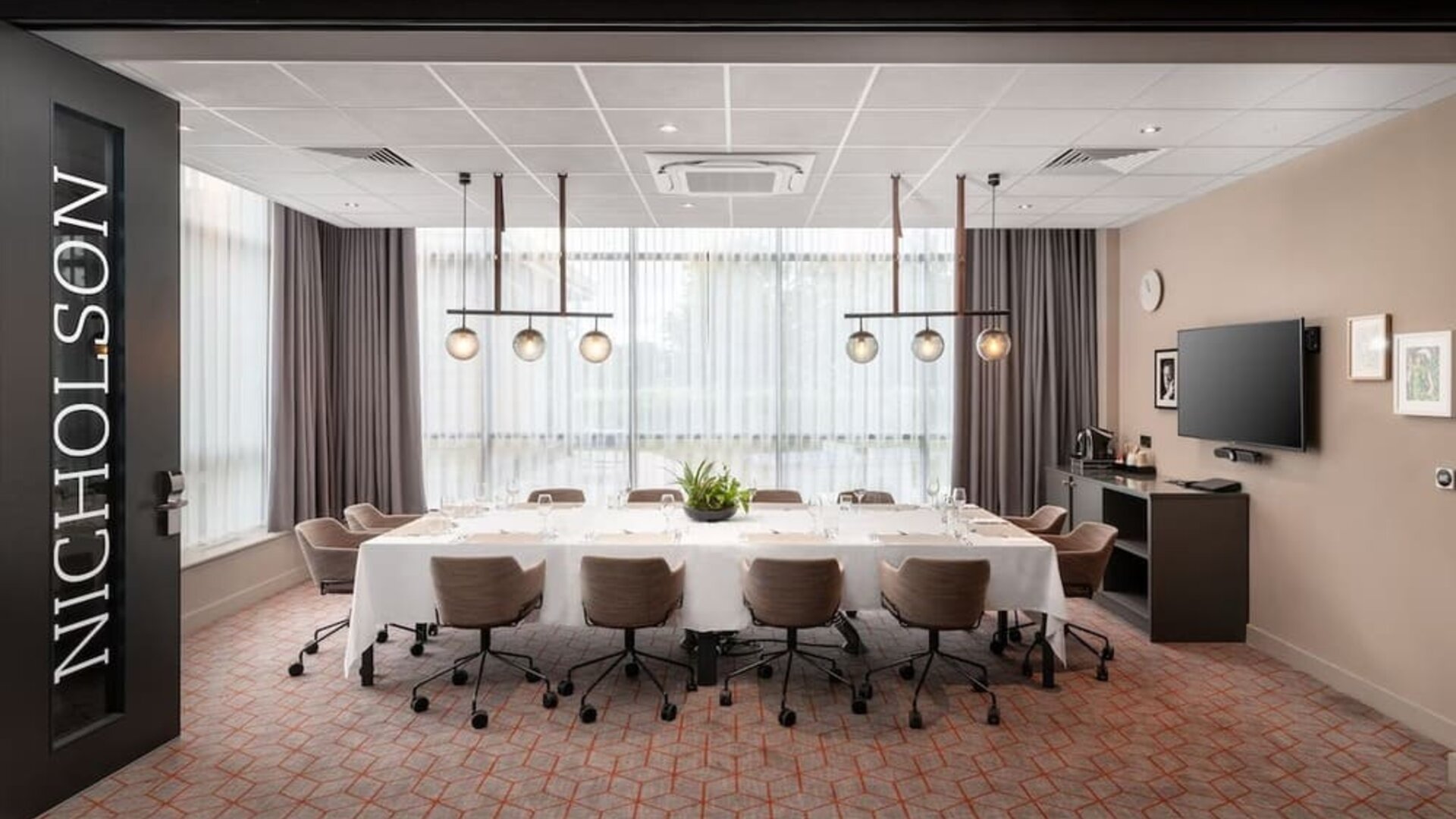 Professional meeting room at Hilton Garden Inn London Heathrow Airport.