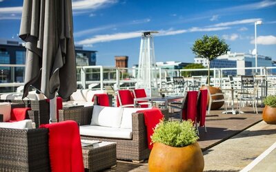 Terrace perfect for coworking at Hilton Garden Inn Glasgow City Centre.