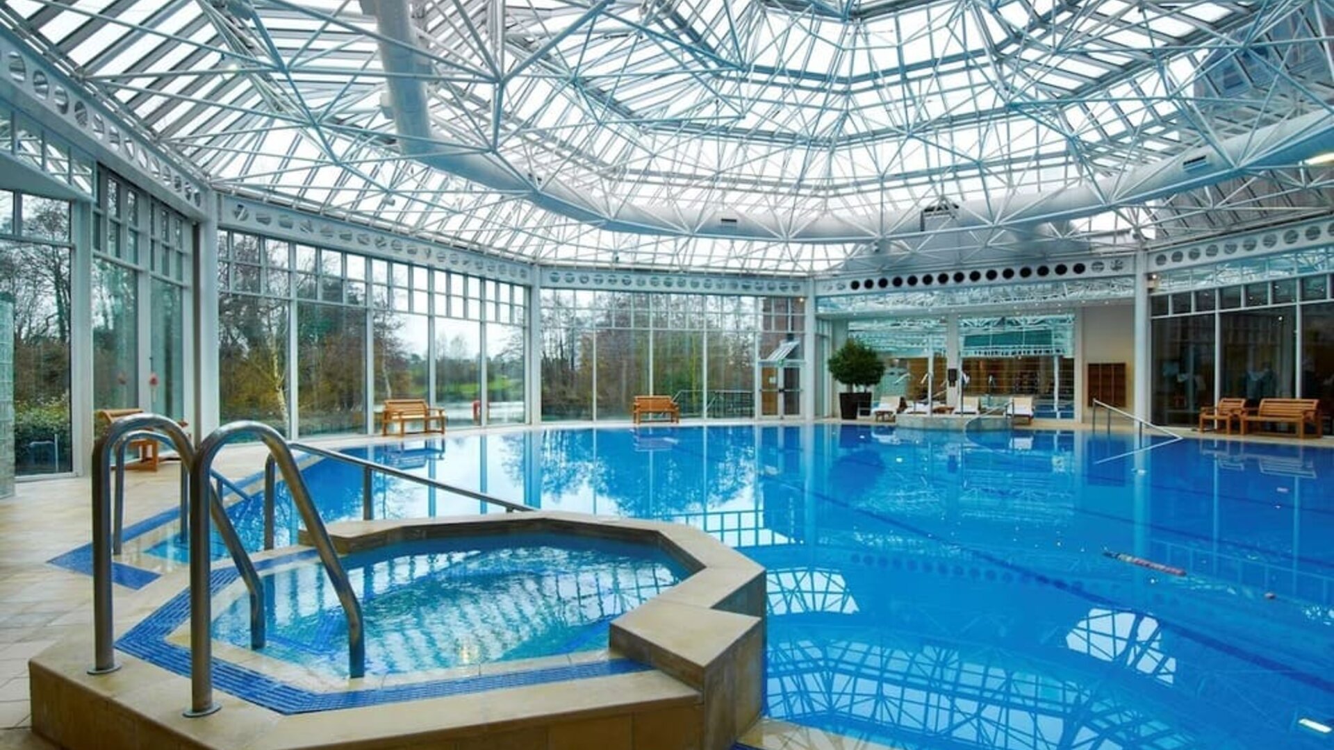 Stylish and relaxing indoor swimming pool at the Hilton Birmingham Metropole.