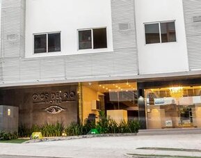 Hotel Ojos Del Rio