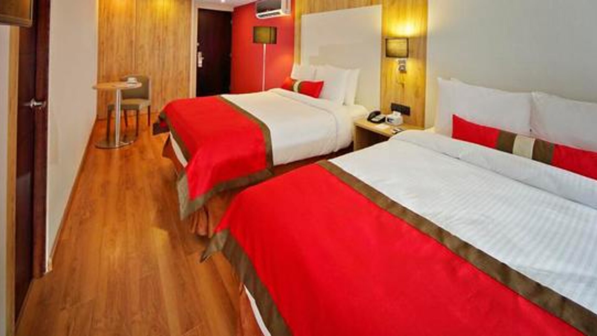 Hotel Ramada Panama Centro via Argentina