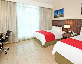 Victoria Hotel & Suites