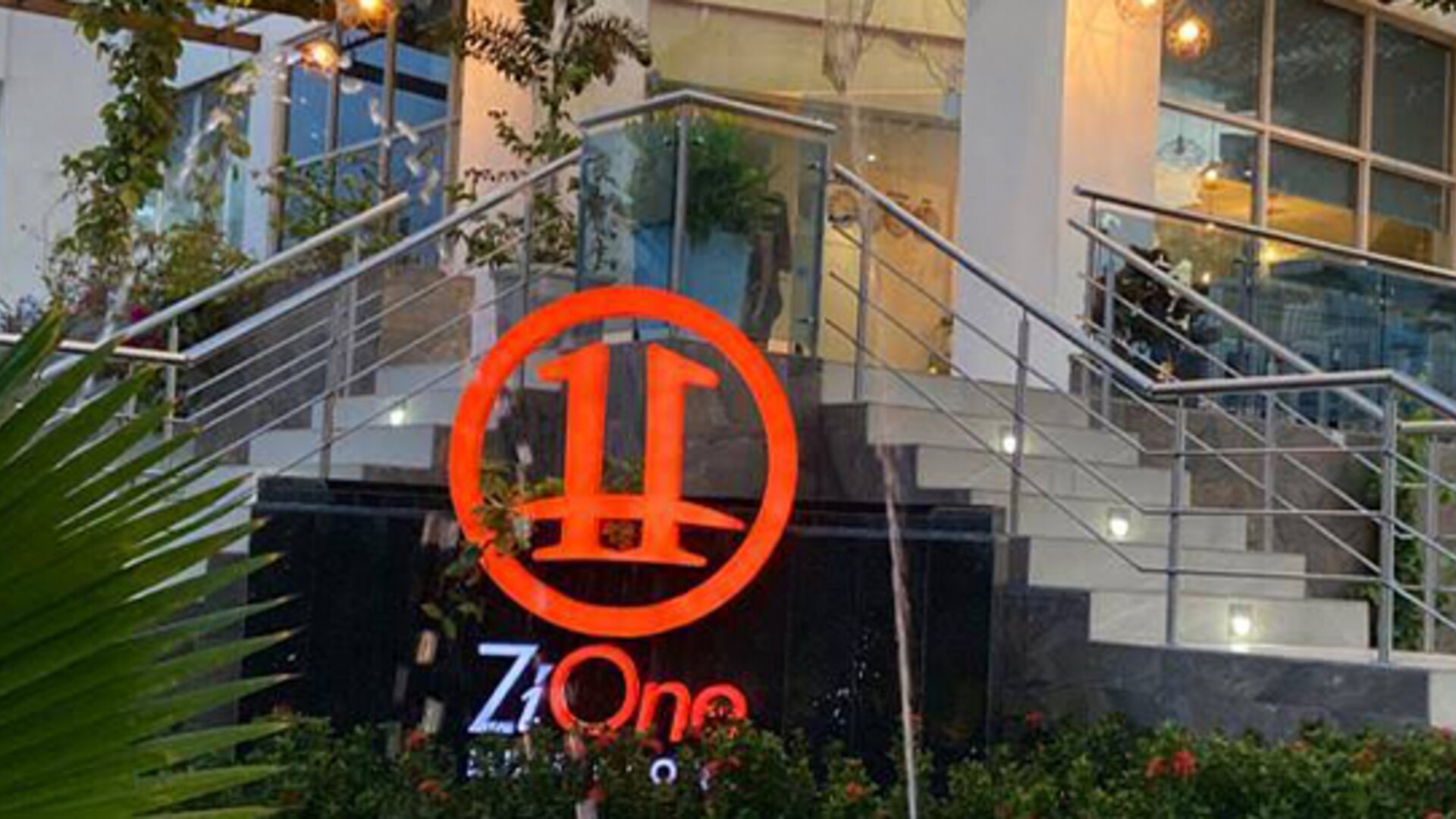 Hotel Zi One Luxury