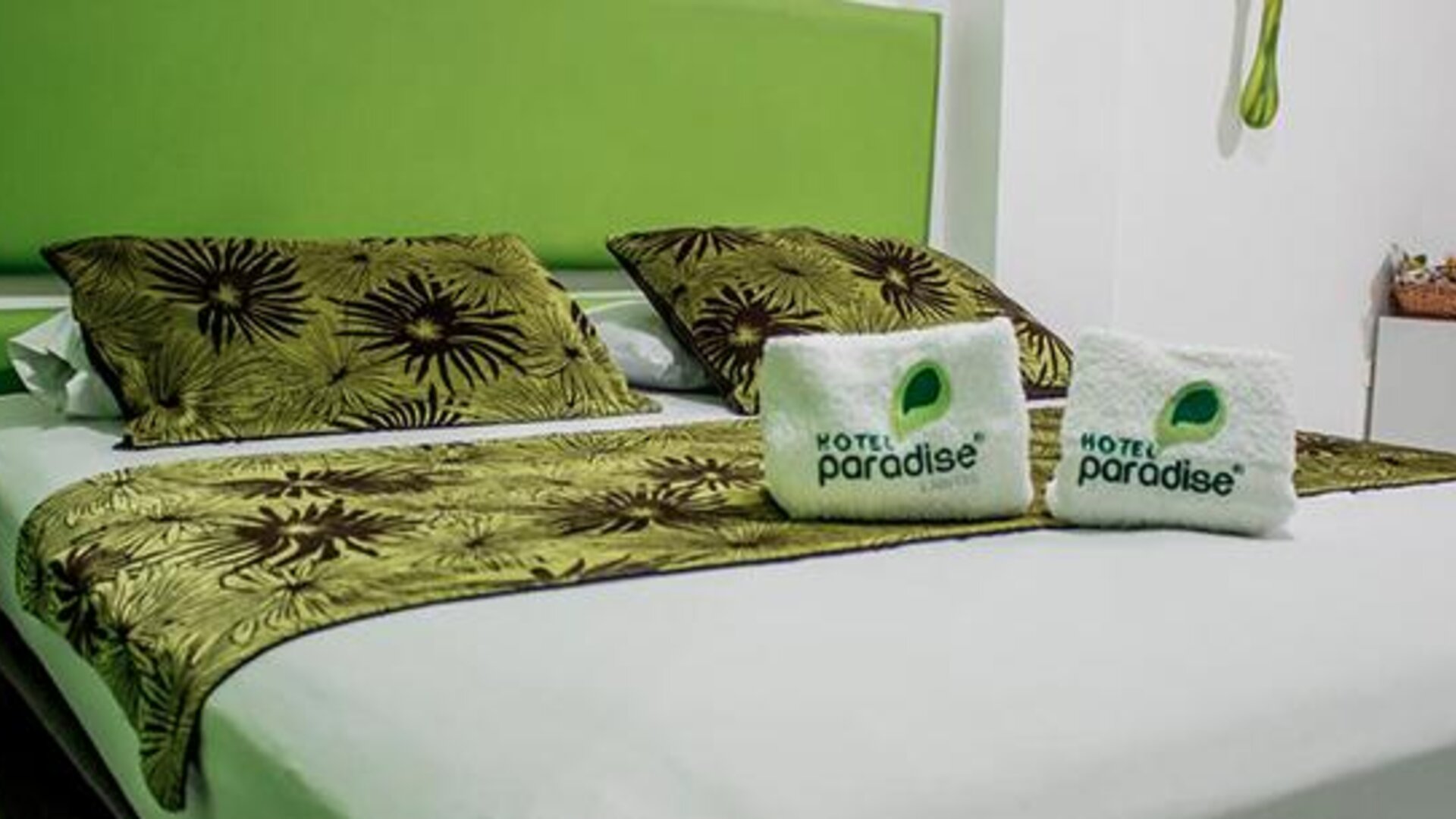 Ayenda 1230 Paradise Lleras