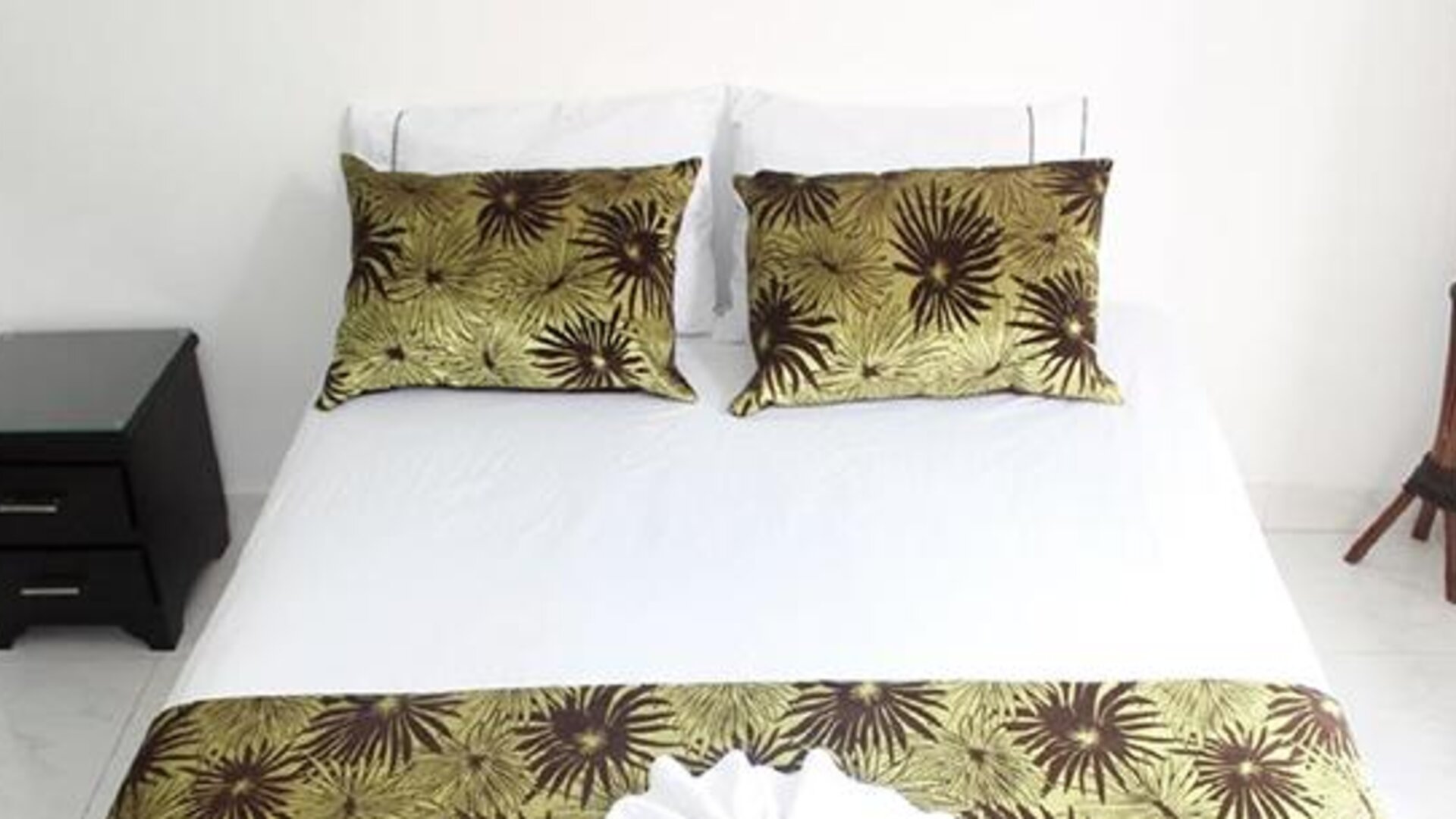 Ayenda 1230 Paradise Lleras