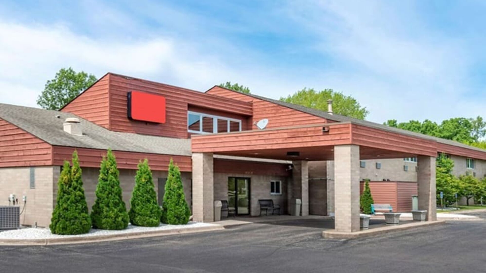Hotel exterior at Coratel Inn & Suites By Jasper River Falls.