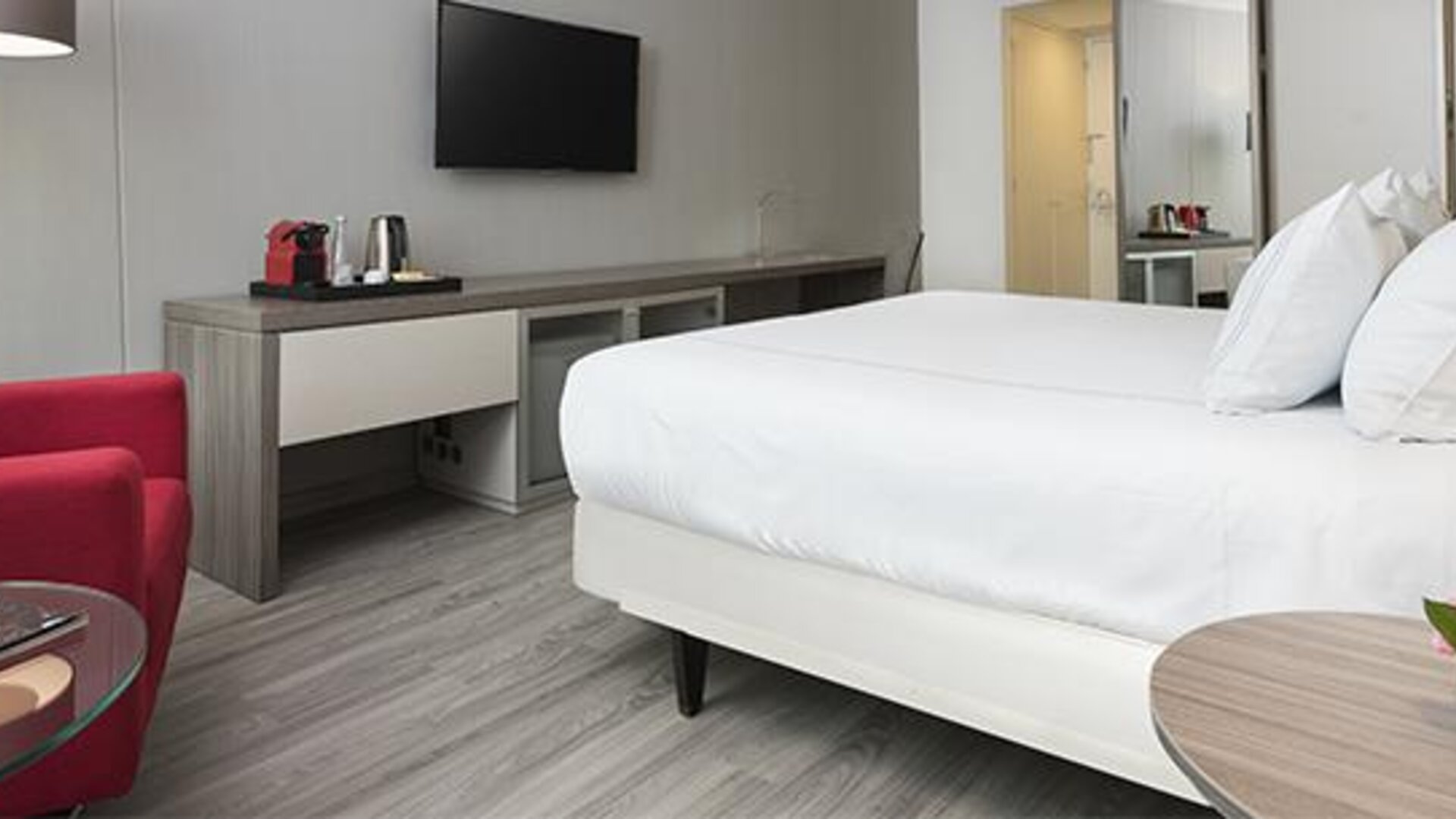 NH Collection Royal Medellin