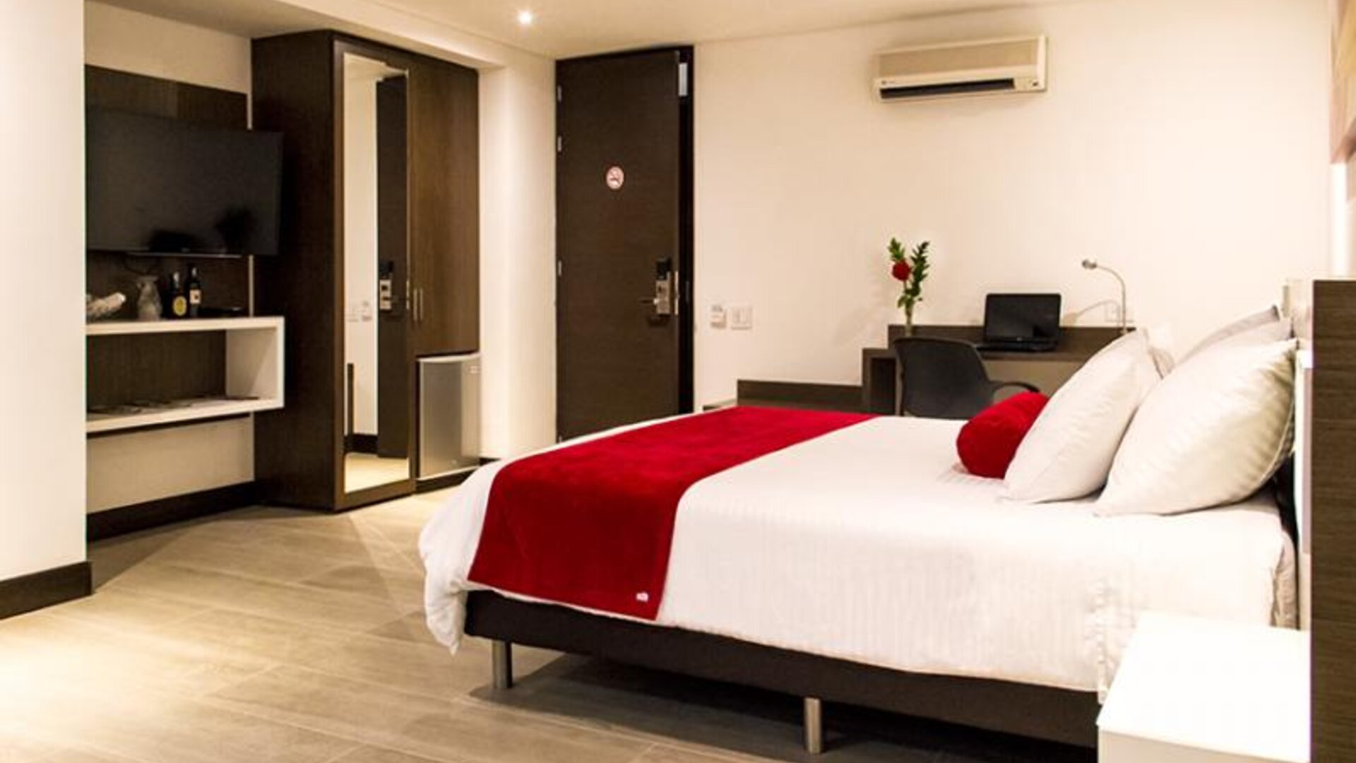 Hotel Loyds