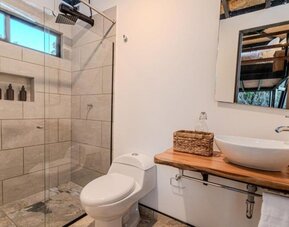 SHABAT HOTEL BOUTIQUE