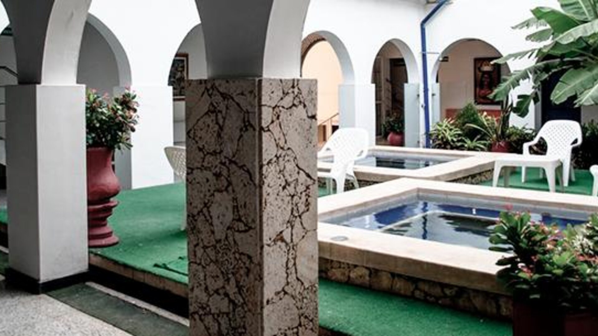 Hotel La Ballena Azul