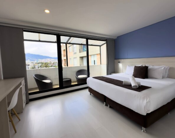 Regency Boutique La Feria
